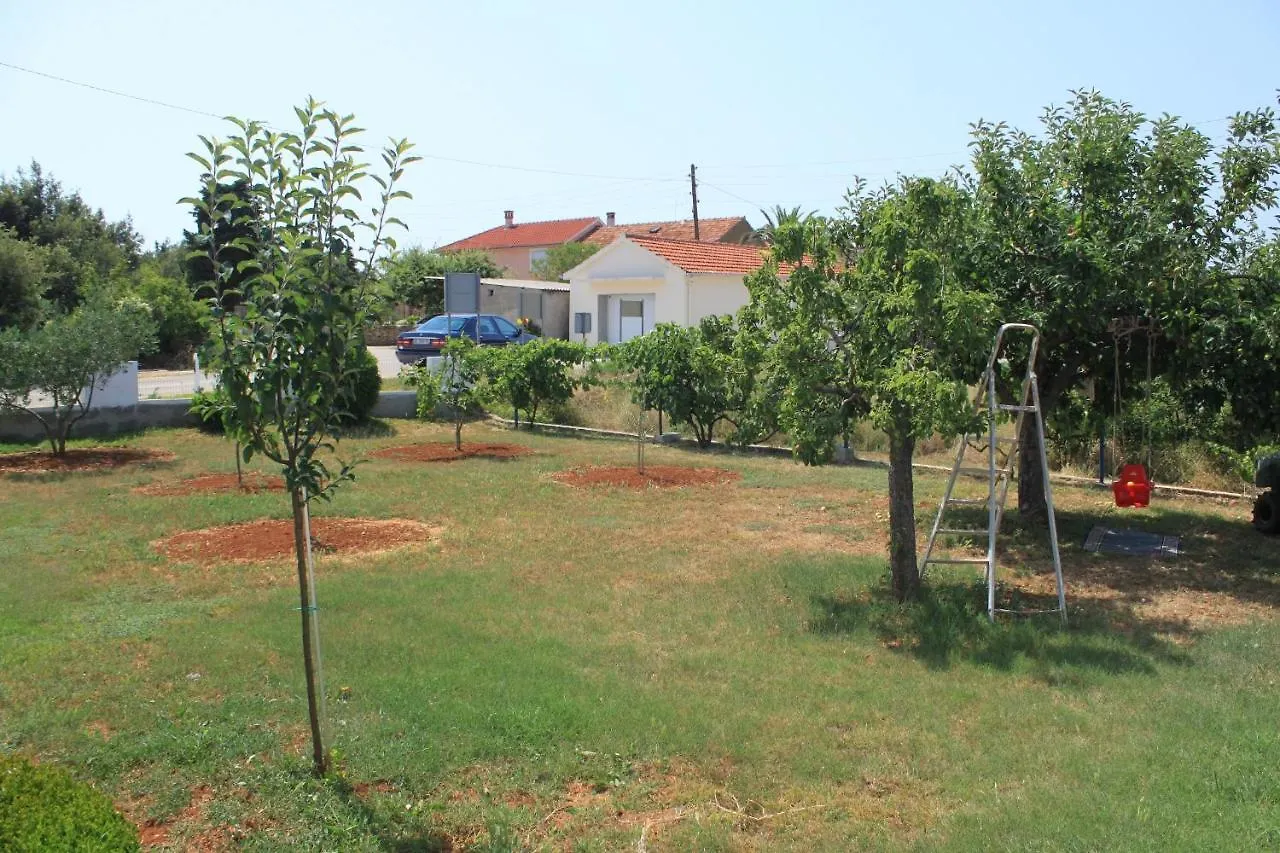 *** בית הארחה Apartments And Rooms With Parking Space Susica, Ugljan - 8265 קרואטיה